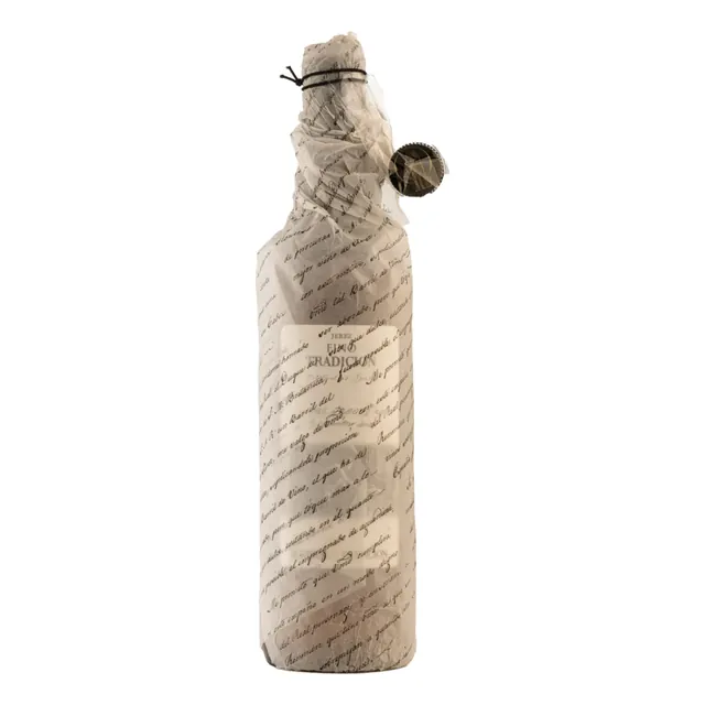 Fino Tradición v papírovém obalu.